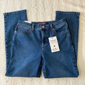 NWT Gloria Vanderbilt Petite Amanda High Rise Straight-Leg Jeans - Size 8PS
